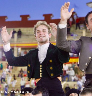Andy Cartagena y Duarte Fernandes abren San Julián por la puerta grande